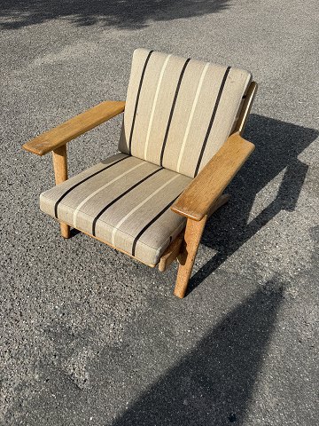 Hans J. Wegner GE 290 lav model