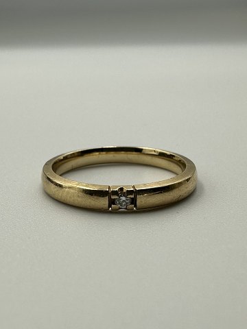 14 Karat Guld ring med sten
