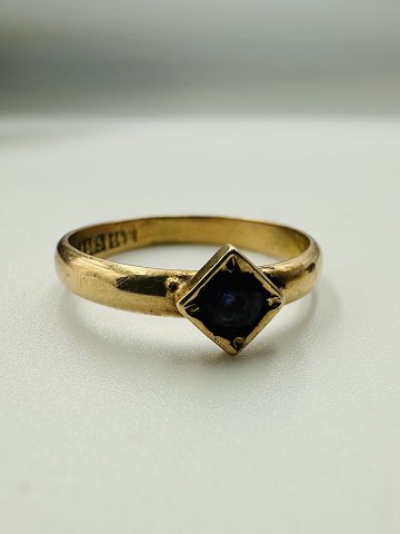 14 Karat Guld Ring med blå sten