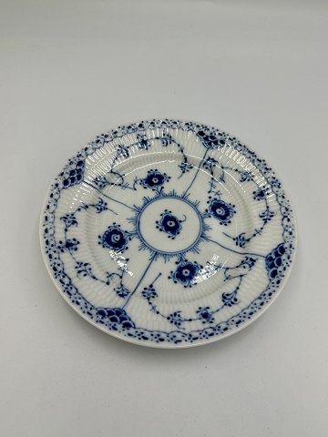 Royal Copenhagen Musselmalet Halvblonde kagetallerken nr. 574